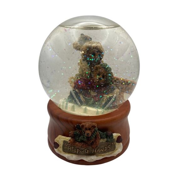 1996 Boyds Bears Helping Hands Skaters Waltz Musical Snow Globe - Picture 1 of 5